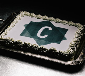 Torta con logo aziendale