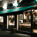 vetrina del negozio della Pasticceria Castelnuovo